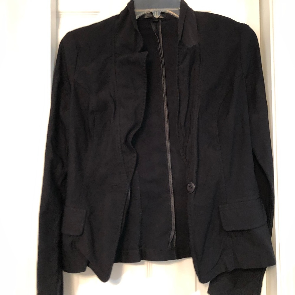A black long sleeve jacket